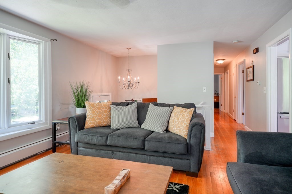 29 Braney Road Millbury, MA 01527 - Photo 4 of 35