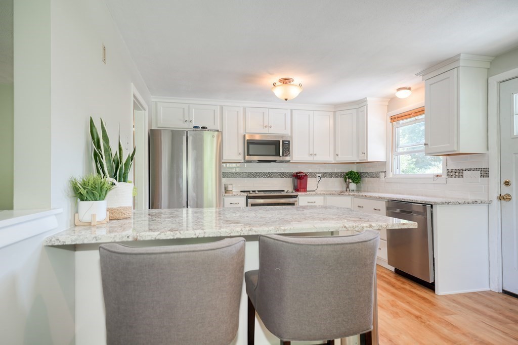 29 Braney Road Millbury, MA 01527 - Photo 9 of 35