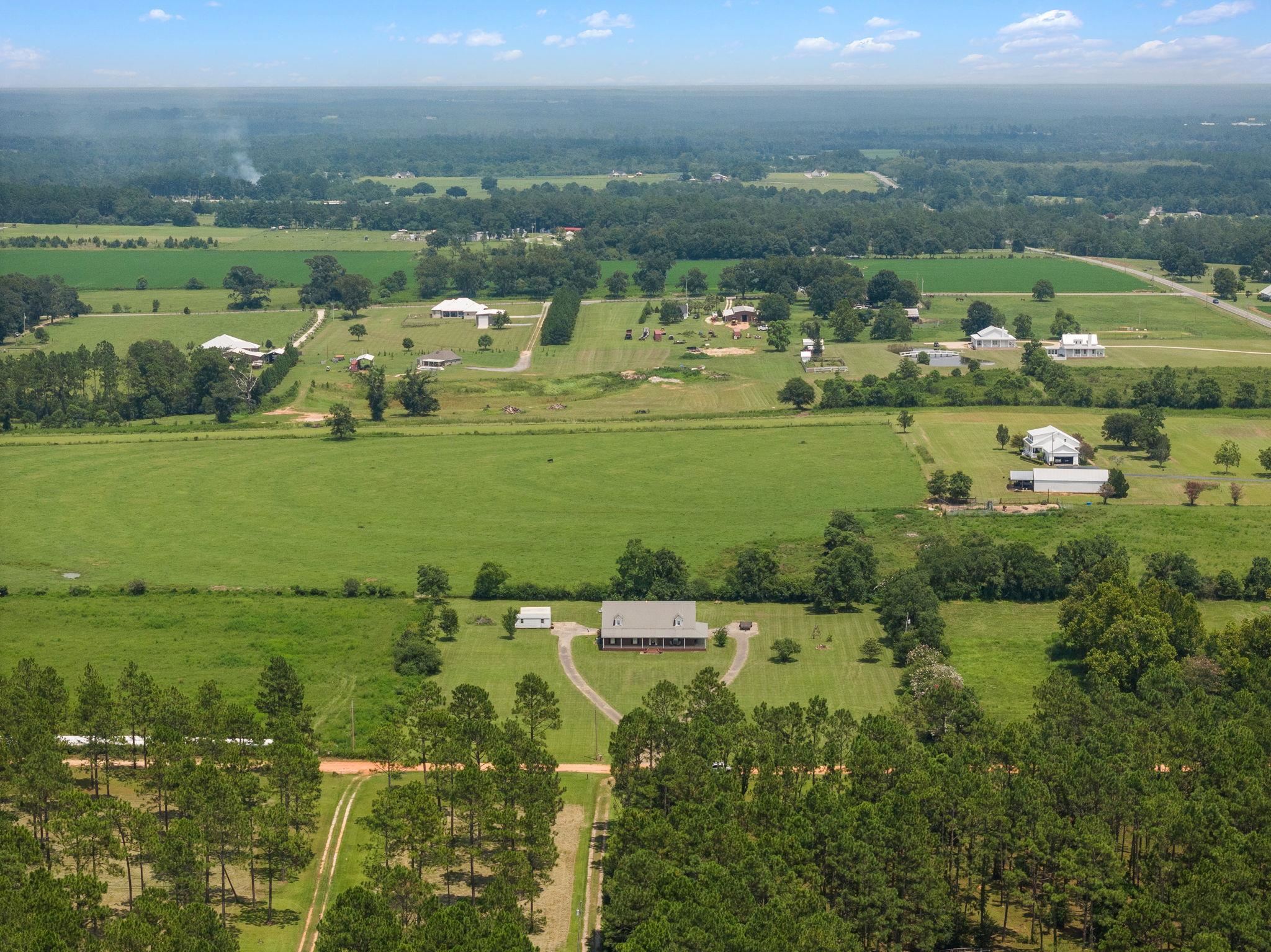 28660 Rose Run Road Robertsdale, AL 36567 - Photo 20 of 47