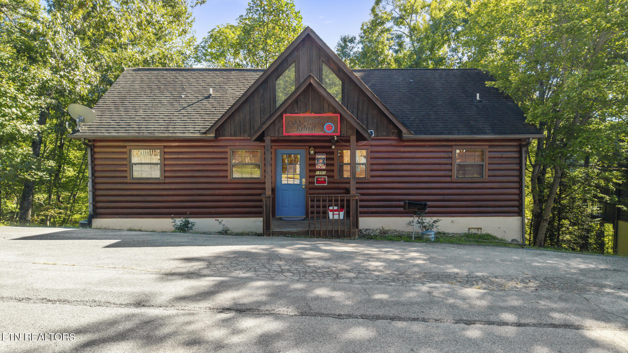 1660 Raccoon Den Way Sevierville, TN 37862 - Photo 51 of 52 dji_20260928161957_0878_d