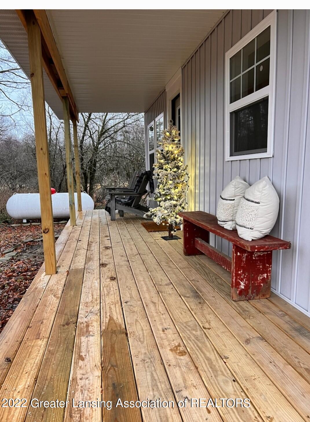 5266 Paxton Road St. Johns, MI 48879 - Photo 2 of 10 frontphoto