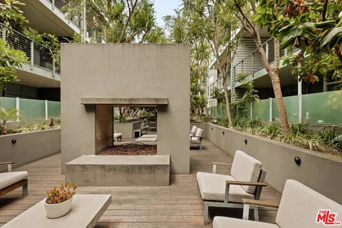 $1,149,000 | 4080 Glencoe Avenue, Unit 217, Marina del Rey, CA 90292