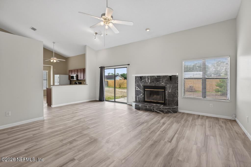 1312 Rushing Drive Orange Park, FL 32065 - Photo 14 of 50 Living Room