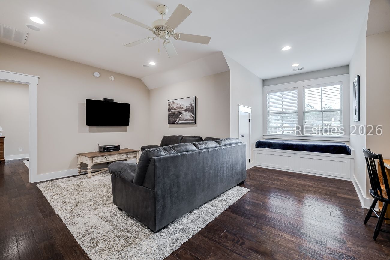 36 Oldfield Village Road Bluffton, SC 29909 - Photo 29 of 85 Loft area with daybed