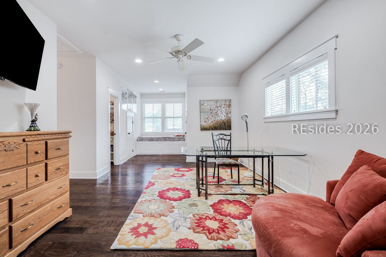 36 Oldfield Village Road Bluffton, SC 29909 - Photo 31 of 85 Bedroom 2 with daybed and walk in closet
