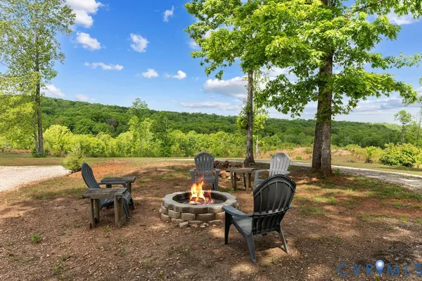 $610,000 | 405 Horsley Lane, Gladstone, VA 24553