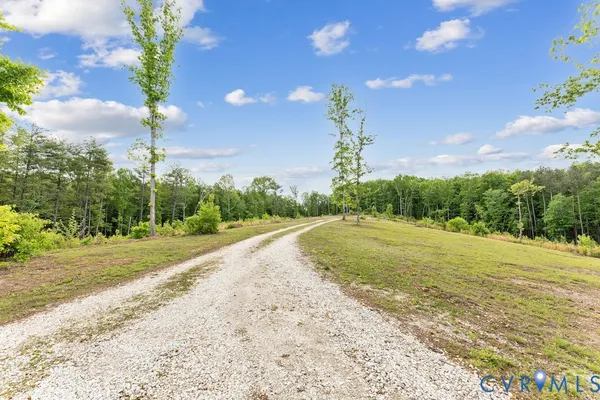 $610,000 | 405 Horsley Lane, Gladstone, VA 24553