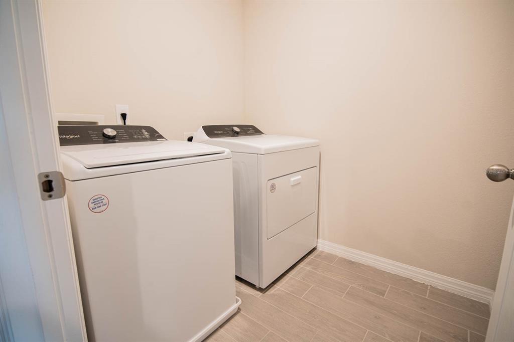 425 Legacy Loop Davenport, FL 33896 - Photo 23 of 45