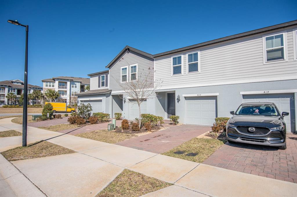 425 Legacy Loop Davenport, FL 33896 - Photo 4 of 45