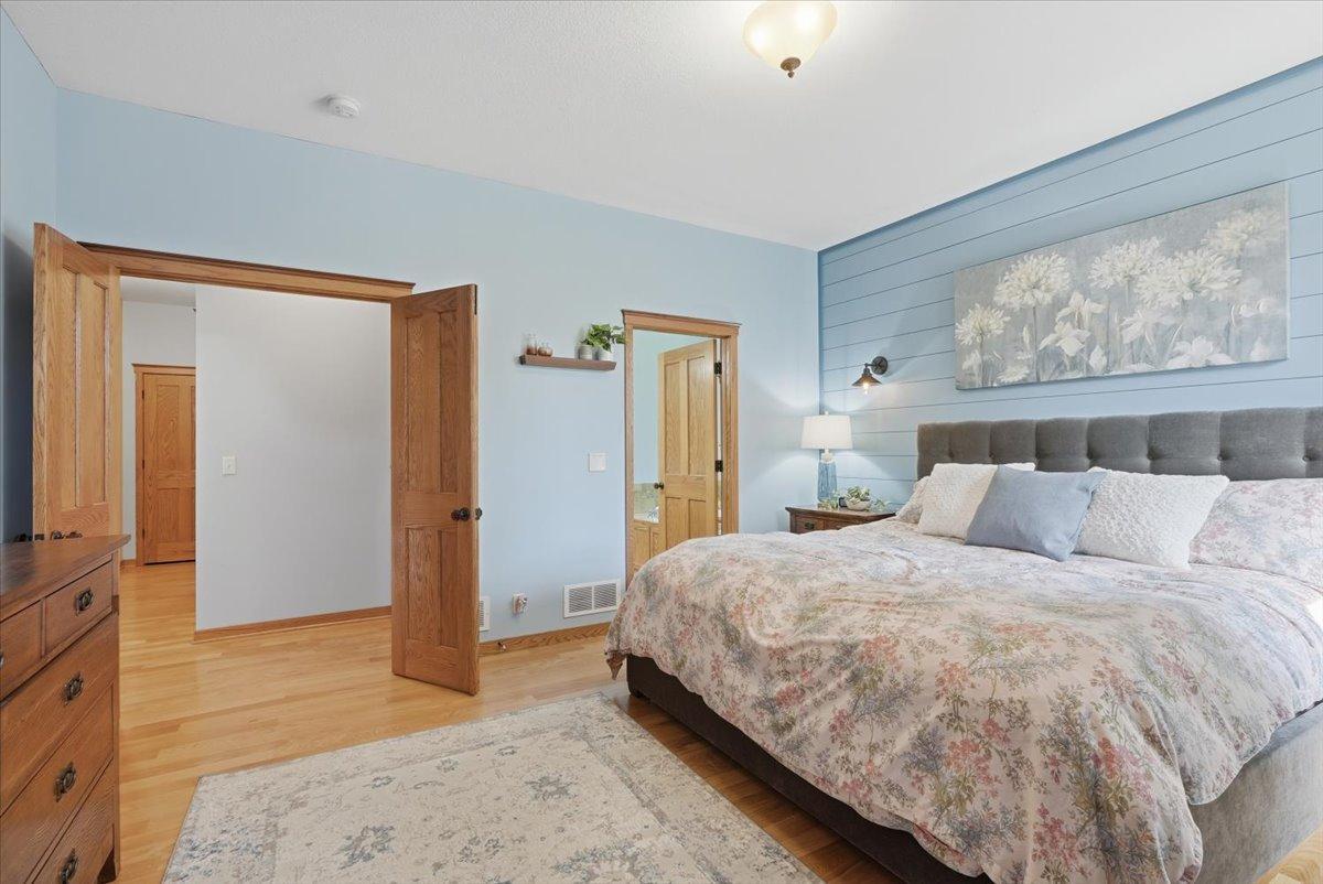 9 Founders Green Hudson, WI 54016 - Photo 13 of 32