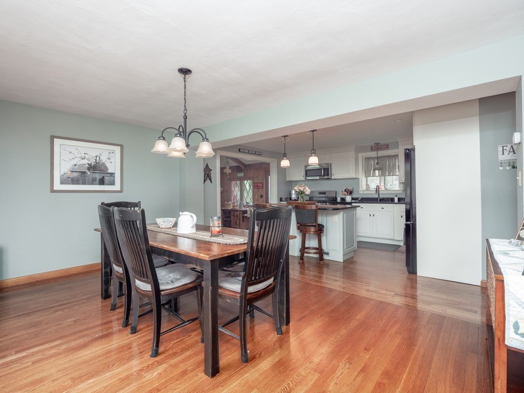 7 Garnet Road Billerica, MA 01821 - Photo 14 of 42
