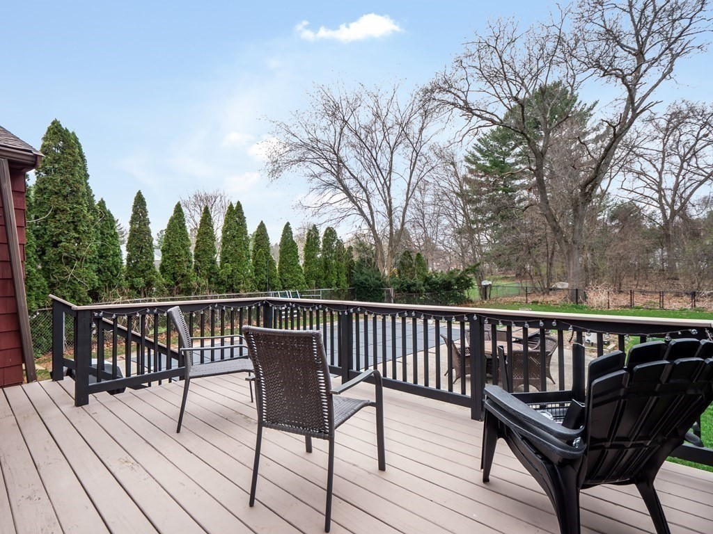 7 Garnet Road Billerica, MA 01821 - Photo 31 of 42