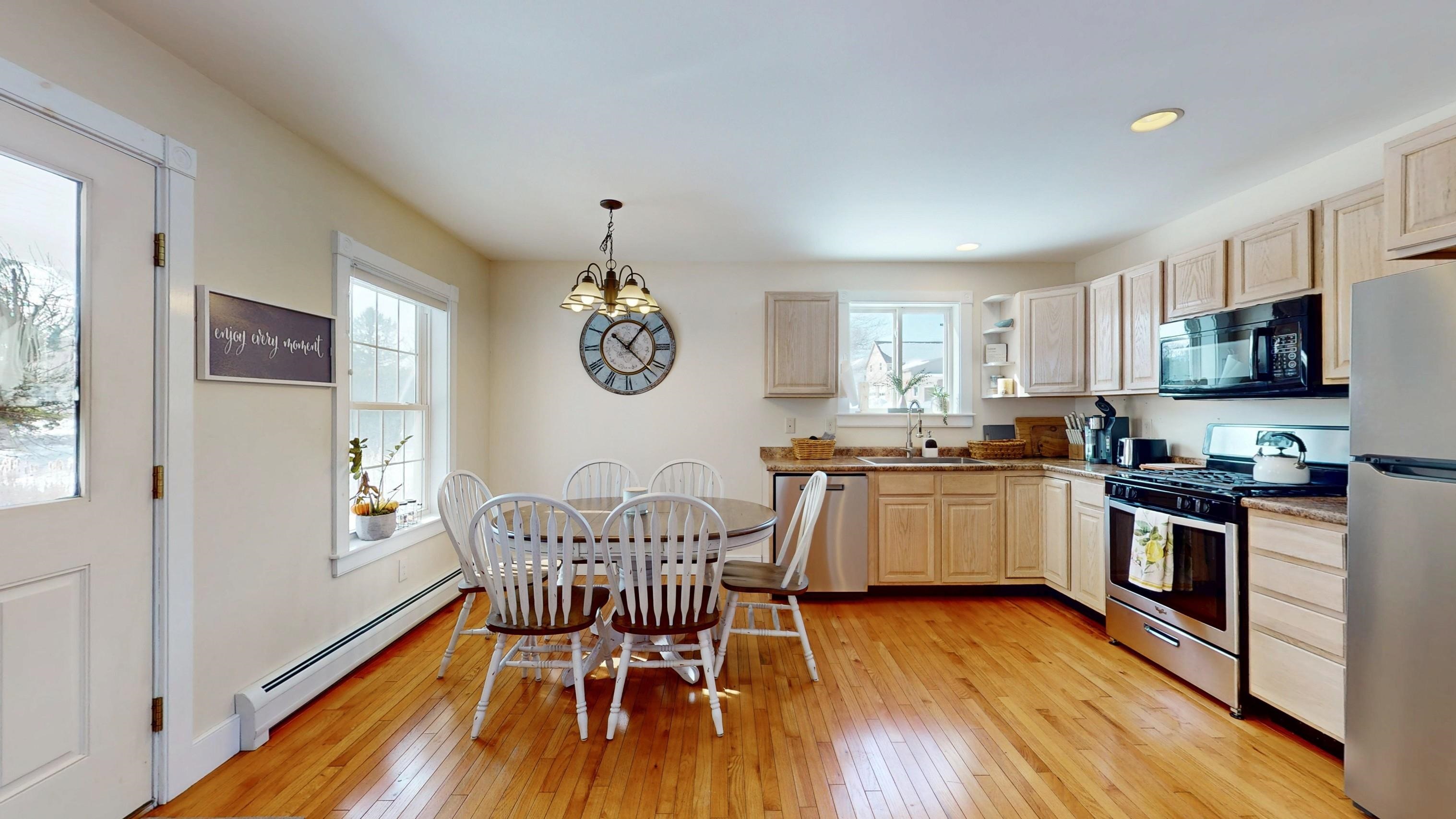 1509 Main Street New Haven, VT 05472 - Photo 11 of 31