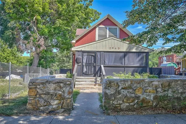 $250,000 | 2943 Garfield Avenue, Kansas City, MO 64109