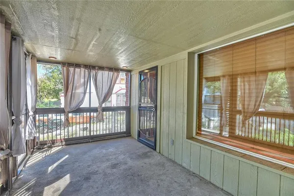 $250,000 | 2943 Garfield Avenue, Kansas City, MO 64109