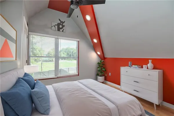 $250,000 | 2943 Garfield Avenue, Kansas City, MO 64109