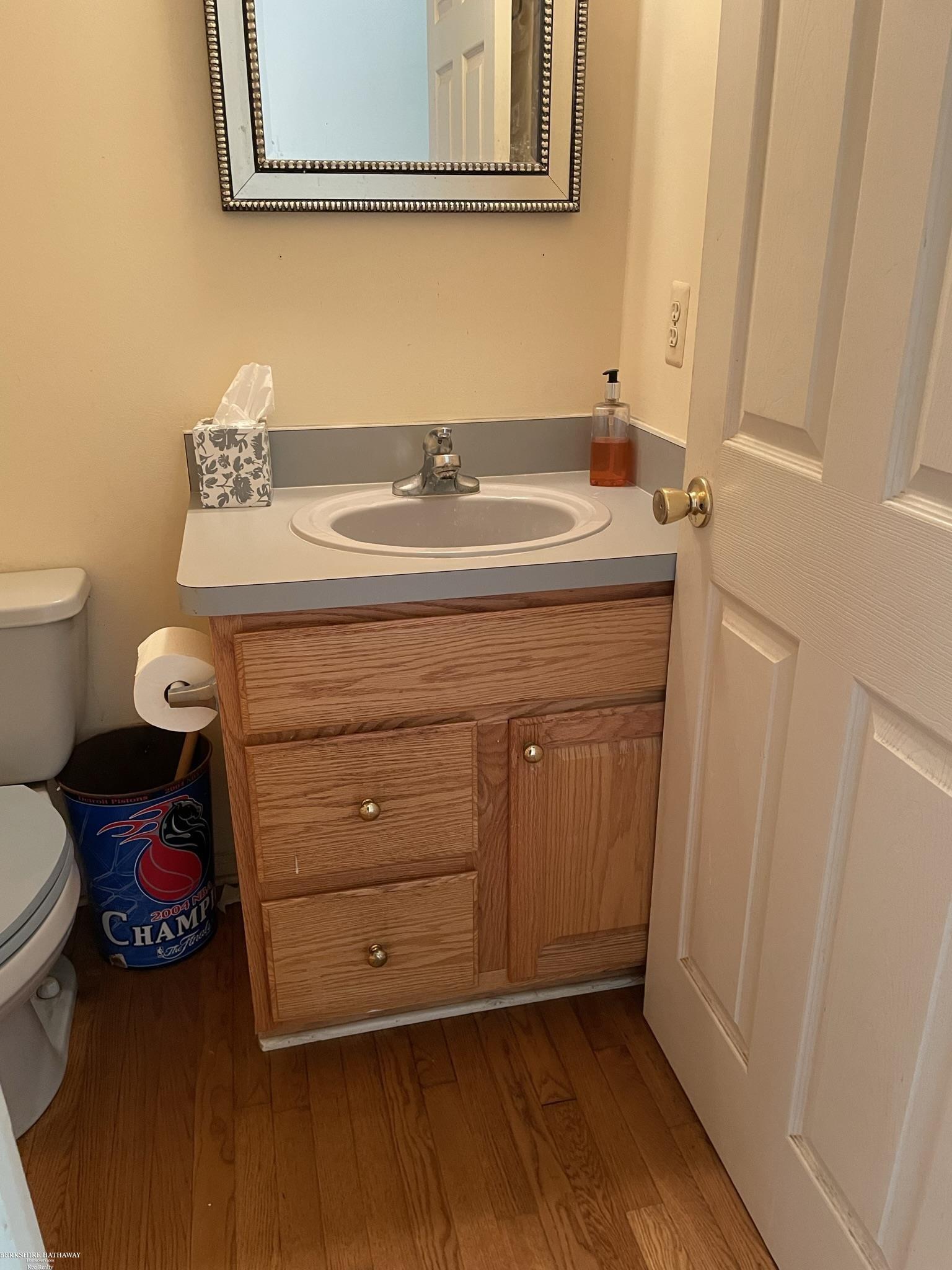 432 Mack Road Leonard, MI 48367 - Photo 15 of 21 50124571-16.JPG