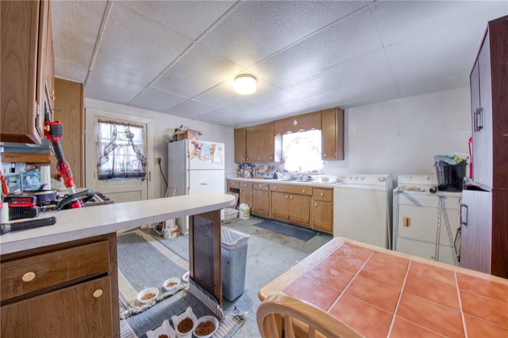 612 Roup Street Tarentum, PA 15084 - Photo 9 of 25 Gallery Image 9