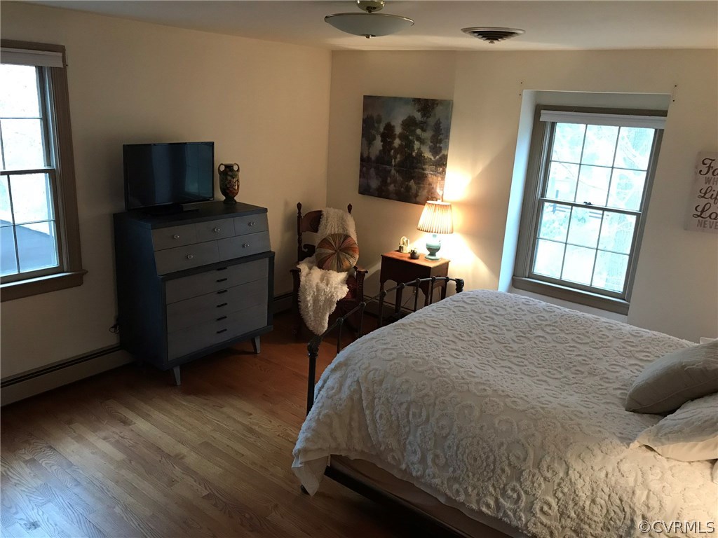 11422 Rhododendron Lane Doswell, VA 23047 - Photo 39 of 47 Upstairs bedroom