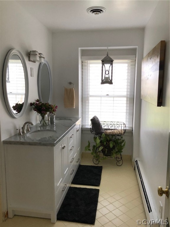11422 Rhododendron Lane Doswell, VA 23047 - Photo 41 of 47 Upstairs bath