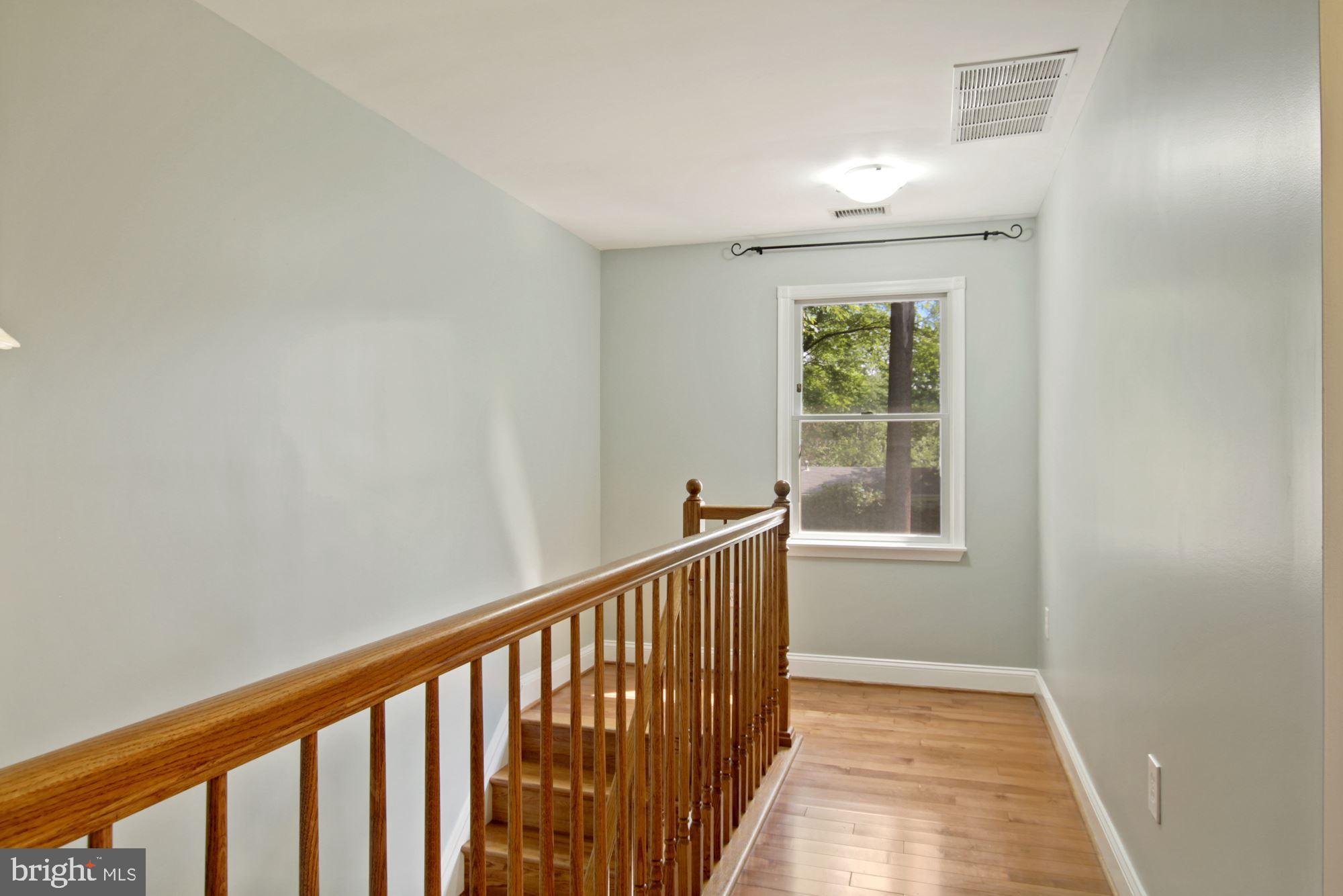 11511 Lund Place Silver Spring, MD 20902 - Photo 15 of 34 Gallery Image 15