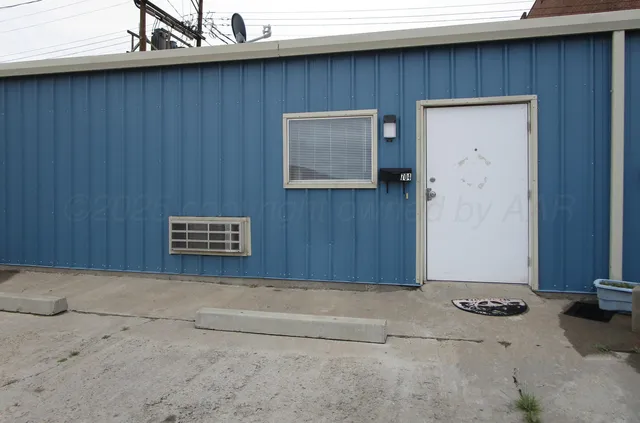 $1,000 | 704 Deahl Street, Borger, TX 79007