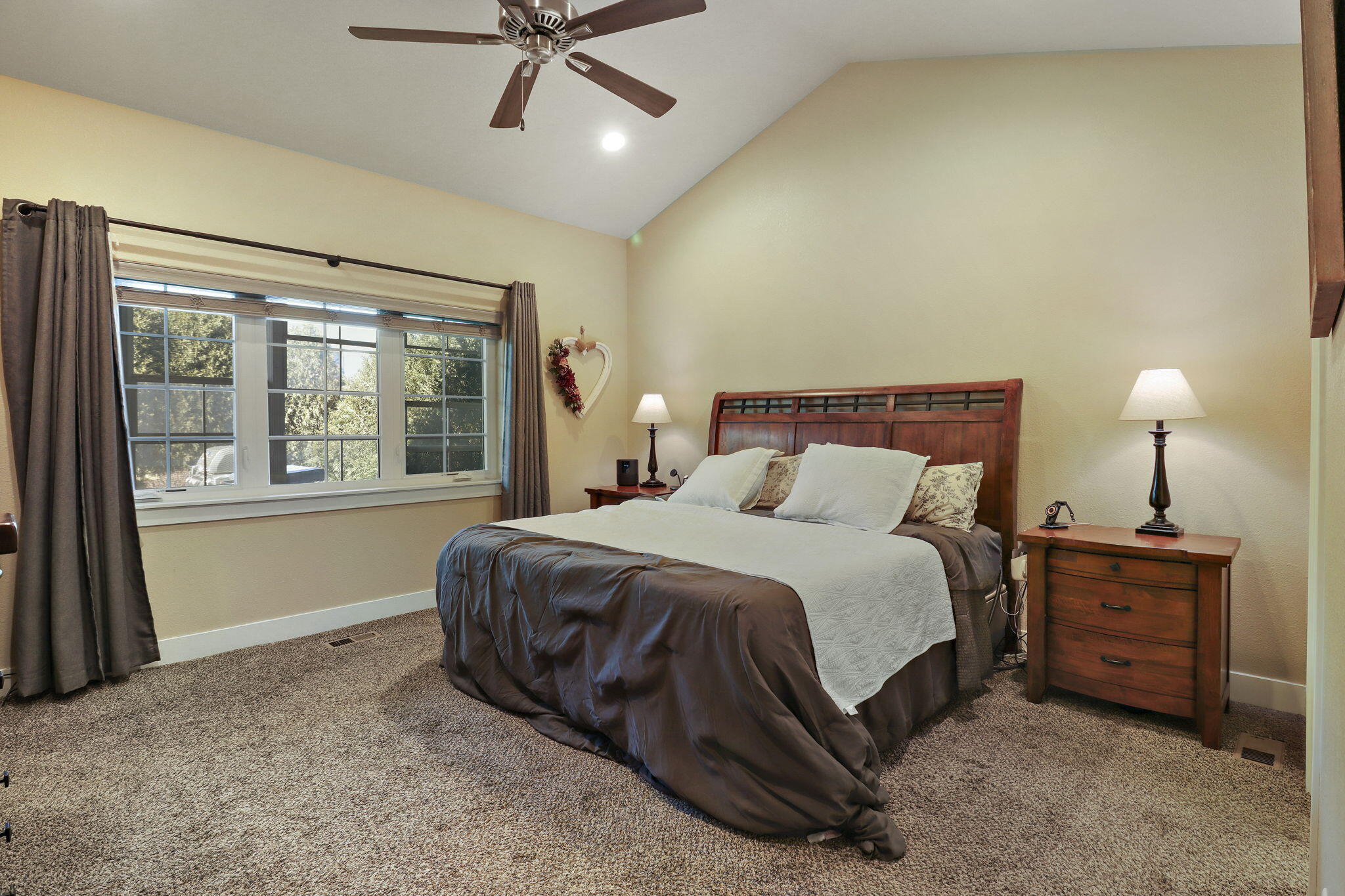 4753 South Cottage Lane Pleasant Prairie, WI 53158 - Photo 16 of 32 Lrge primary bedroom