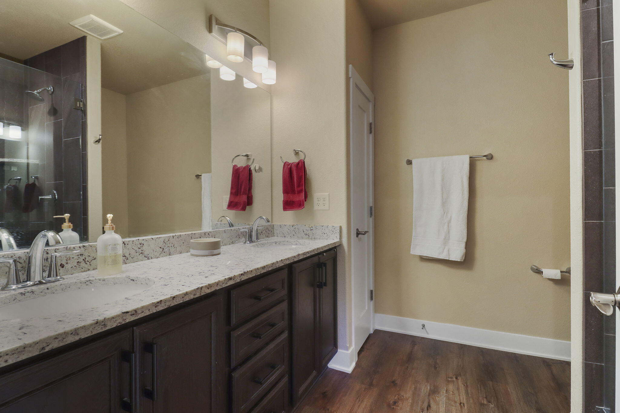 4753 South Cottage Lane Pleasant Prairie, WI 53158 - Photo 19 of 32 Primary bathroom