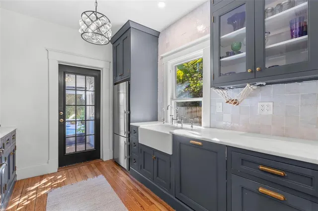 $1,095,000 | 416 14th Avenue Northeast, St. Petersburg, FL 33701