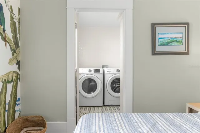 $1,095,000 | 416 14th Avenue Northeast, St. Petersburg, FL 33701