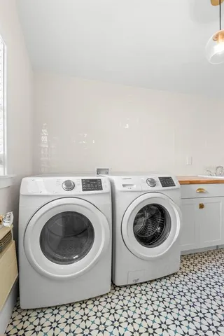 $1,095,000 | 416 14th Avenue Northeast, St. Petersburg, FL 33701