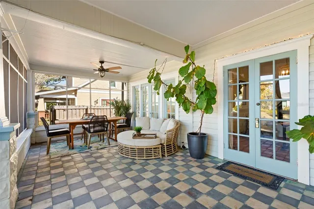 $1,095,000 | 416 14th Avenue Northeast, St. Petersburg, FL 33701