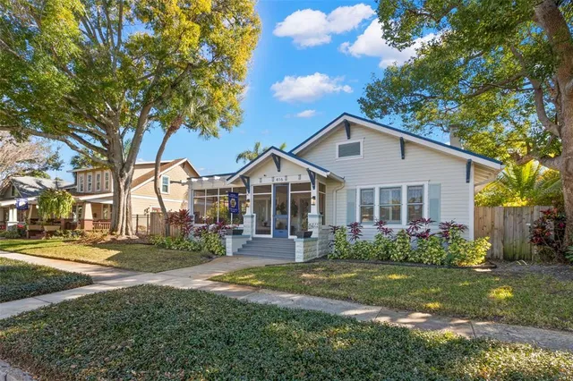 $1,095,000 | 416 14th Avenue Northeast, St. Petersburg, FL 33701