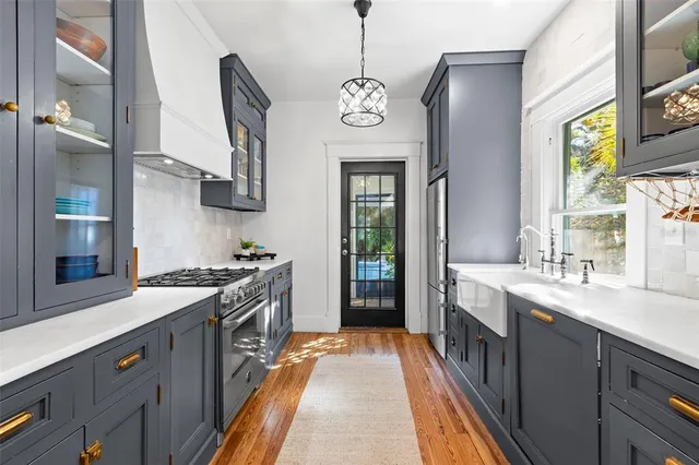 $1,095,000 | 416 14th Avenue Northeast, St. Petersburg, FL 33701