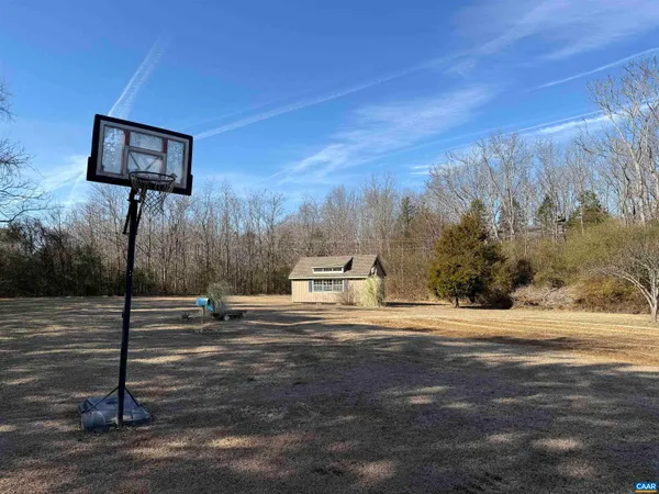 $479,000 | 2019 Bybee Road, Louisa, VA 23093