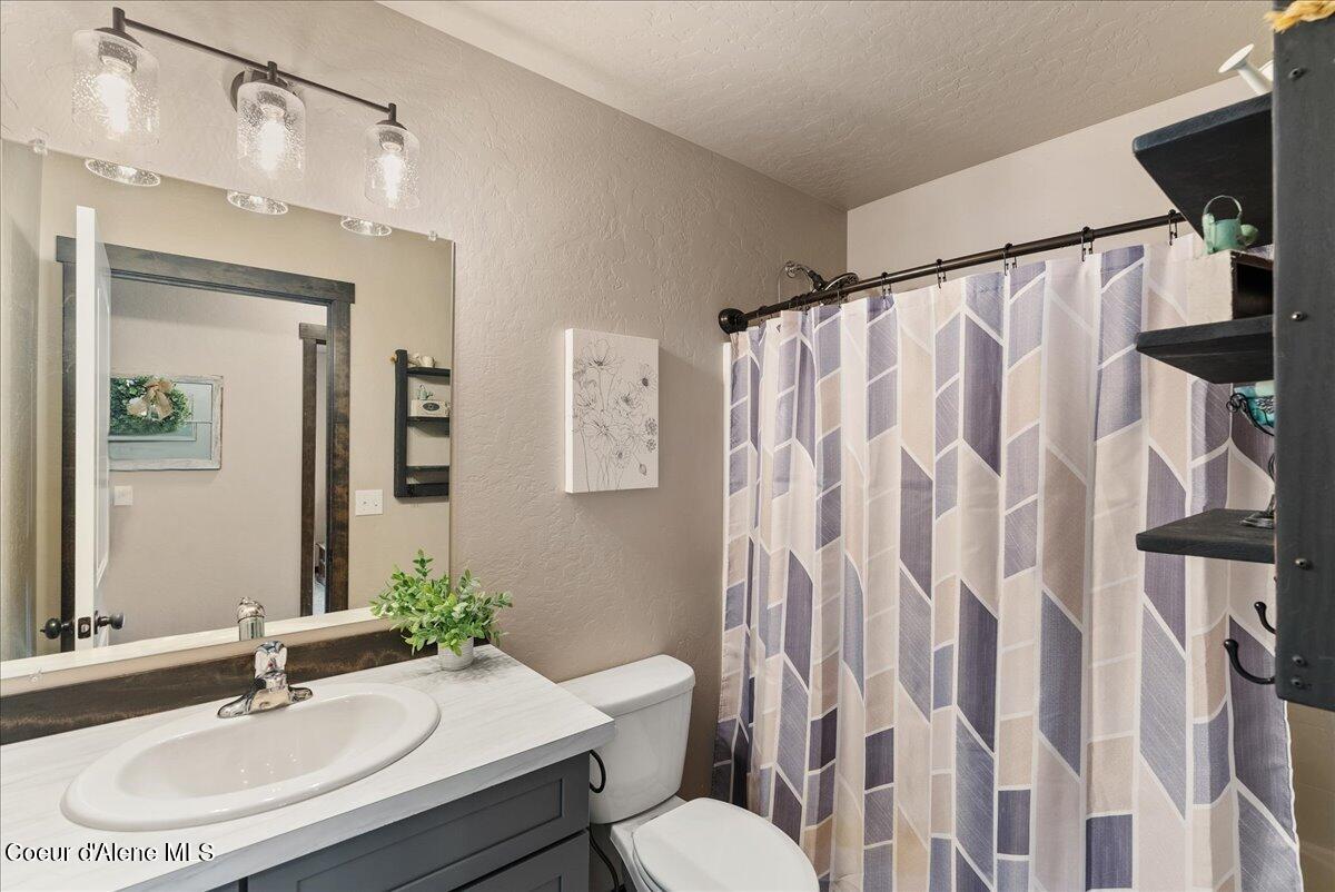 6024 West Irish Circle Rathdrum, ID 83858 - Photo 23 of 41 30-Full bath