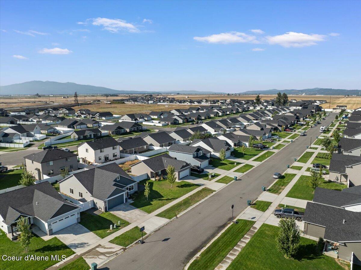 6024 West Irish Circle Rathdrum, ID 83858 - Photo 37 of 41 02-Aerial front of home