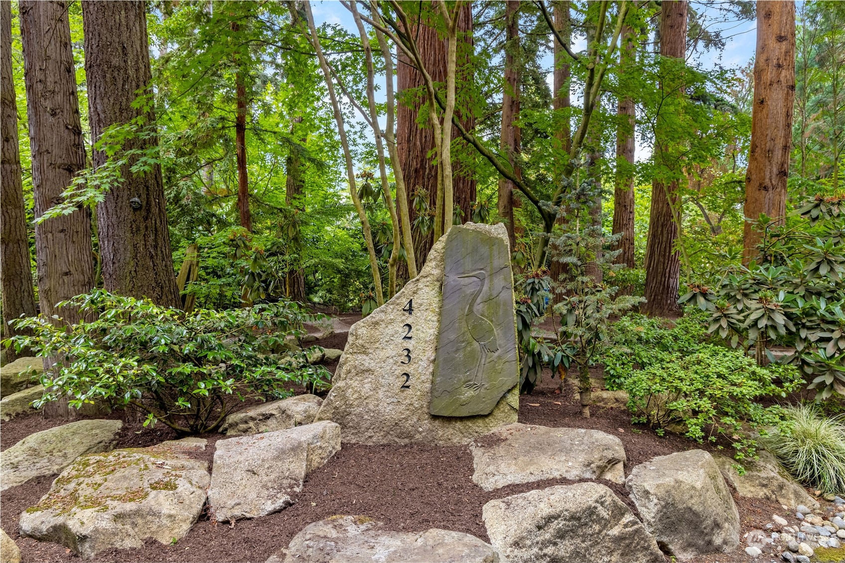4232 Hunts Point Road Hunts Point, WA 98004 - Photo 12 of 23 a view of a garden with plants