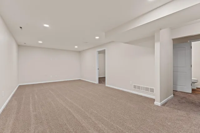 $289,900 | 1909 2nd Avenue Northeast, Stewartville, MN 55976