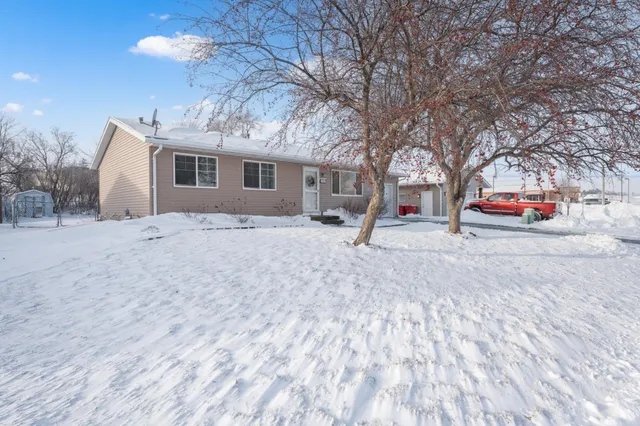 $289,900 | 1909 2nd Avenue Northeast, Stewartville, MN 55976