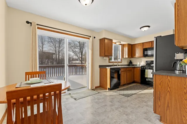 $289,900 | 1909 2nd Avenue Northeast, Stewartville, MN 55976