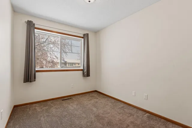 $289,900 | 1909 2nd Avenue Northeast, Stewartville, MN 55976