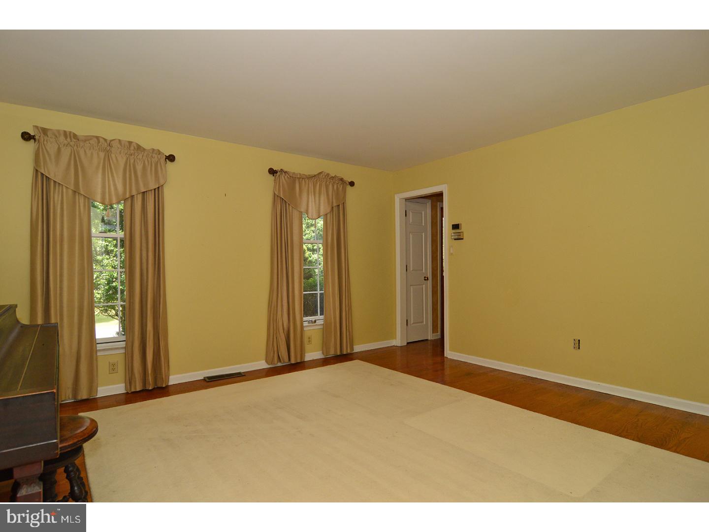 1001 Hartman Road Reading, PA 19606 - Photo 4 of 25