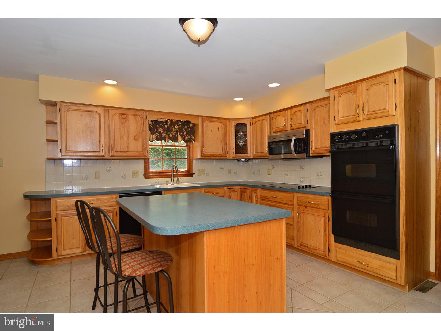 1001 Hartman Road Reading, PA 19606 - Photo 6 of 25