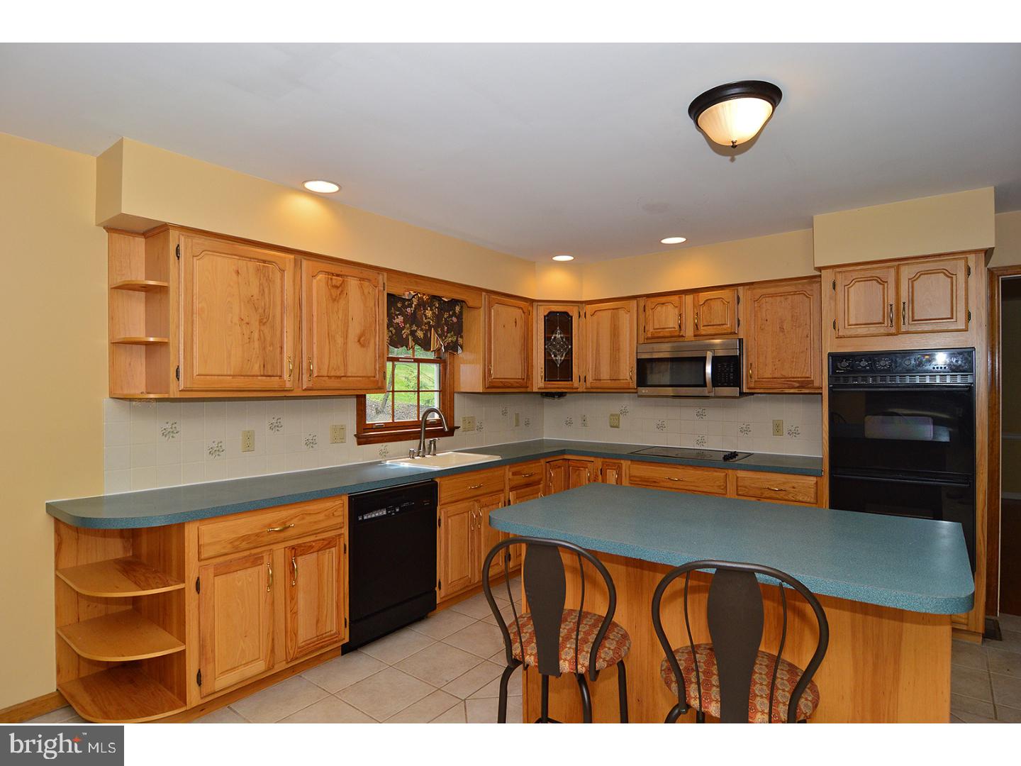 1001 Hartman Road Reading, PA 19606 - Photo 8 of 25