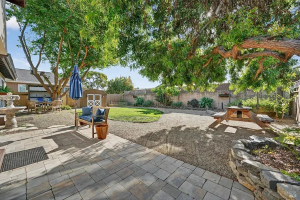 $849,000 | 1020 Catalpa Way, Petaluma, CA 94954