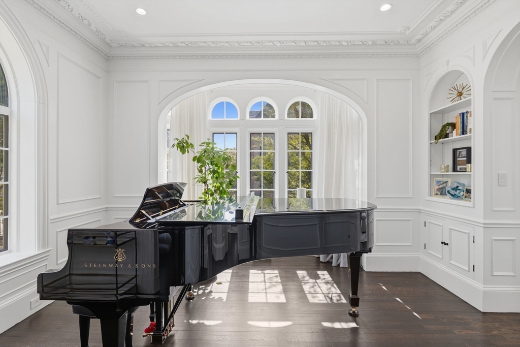 98 Carlton Street Brookline, MA 02446 - Photo 12 of 40