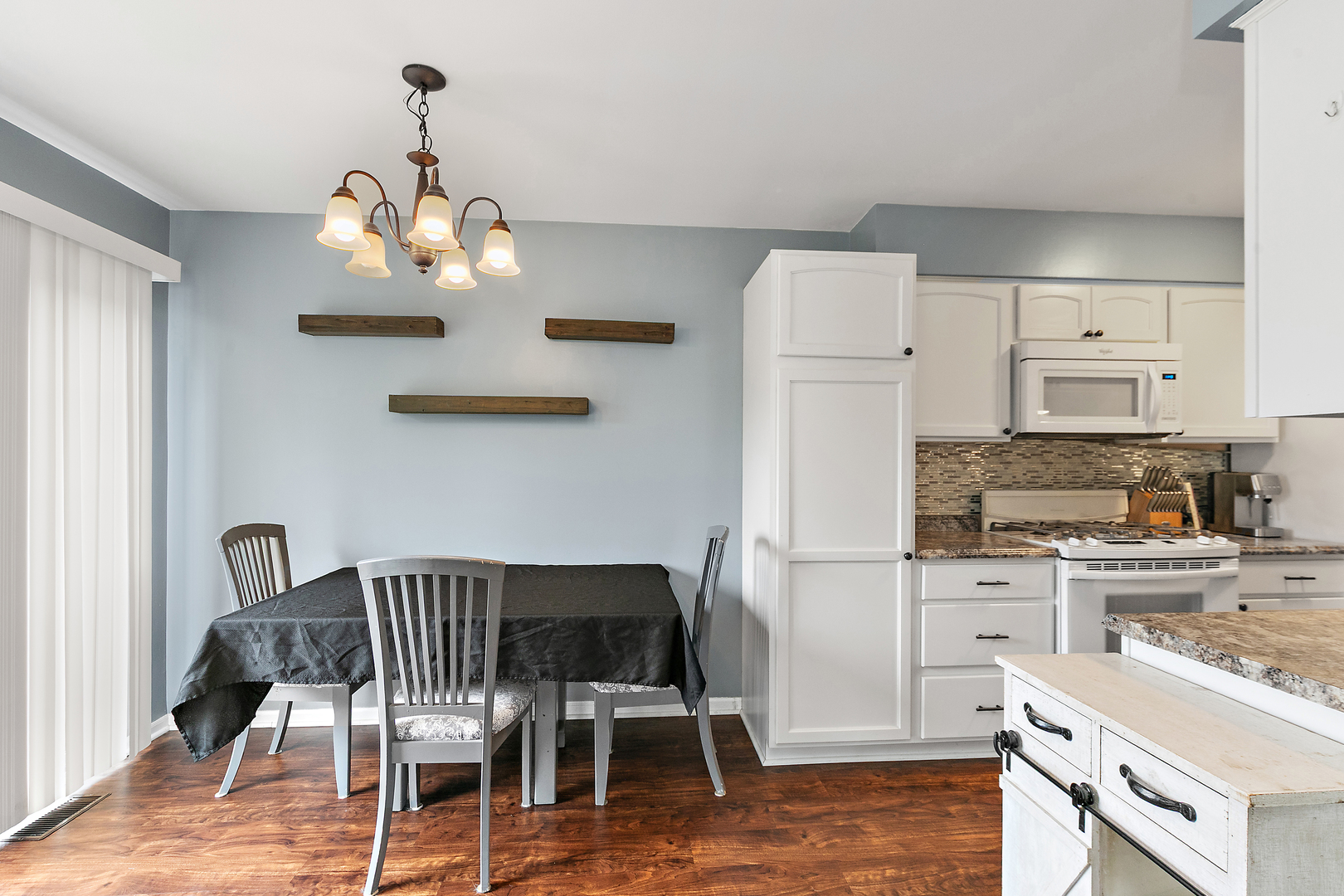 603 Silver Creek Road, Unit 603 Woodstock, IL 60098 - Photo 9 of 22