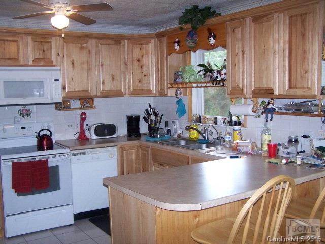 123 West A Harris Road Morganton, NC 28655 - Photo 4 of 12 Gallery Image 4