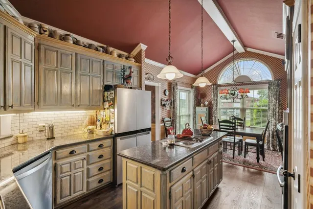 $999,980 | 11600 County Road 346, Terrell, TX 75161